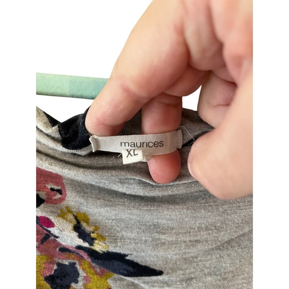 Maurices XL gray floral scoop neck top - Picture 3 of 5